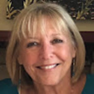 Meet your Posher, Carolyn